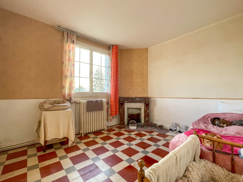 French property for sale in Vineuil-Saint-Firmin, Oise - €349,000 - photo 4