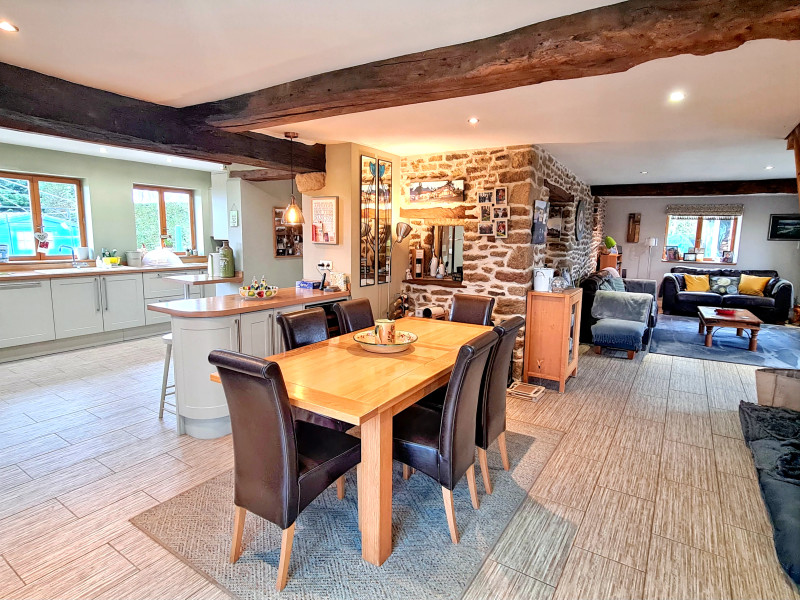 French property for sale in Passais Villages, Orne - €262,500 - photo 1