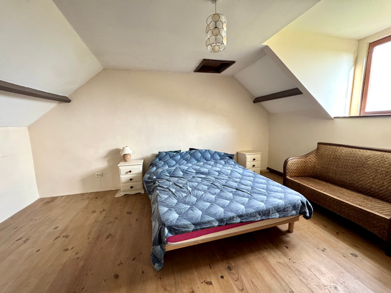 French property for sale in Plonévez-du-Faou, Finistère - €159,900 - photo 5