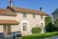 houses and homes for sale inFrontenay-sur-DiveVienne Poitou_Charentes