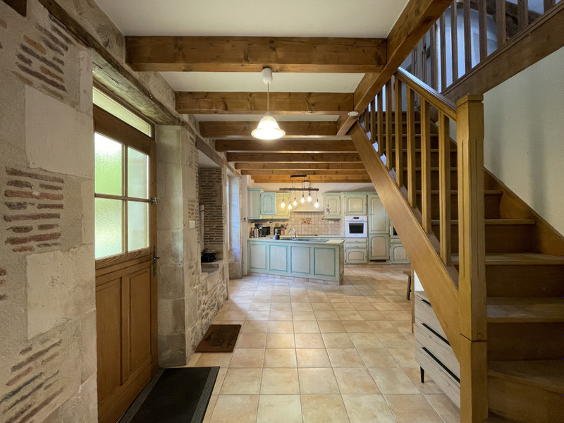 French property for sale in Abzac, Charente - €230,000 - photo 2