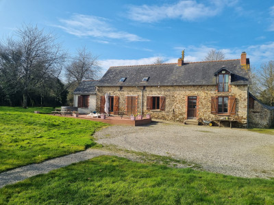Lacs à vendre à Bouère, Mayenne, Pays de la Loire, avec Leggett Immobilier