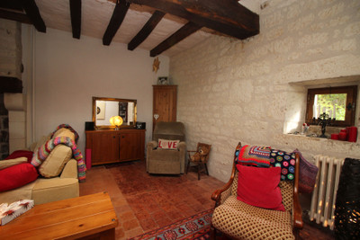 French property for sale in Luçay-le-Mâle, Indre - €189,950 - photo 12
