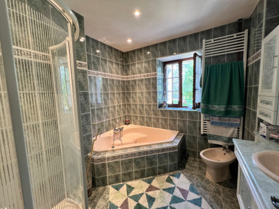 French property for sale in Deviat, Charente - €215,055 - photo 6