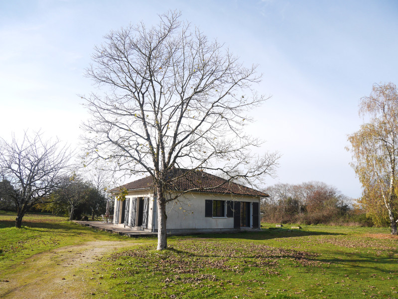French property for sale in Villebois-Lavalette, Charente - €263,500 - photo 8