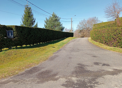 Terrain à vendre à Marcillac-la-Croisille, Corrèze, Limousin, avec Leggett Immobilier