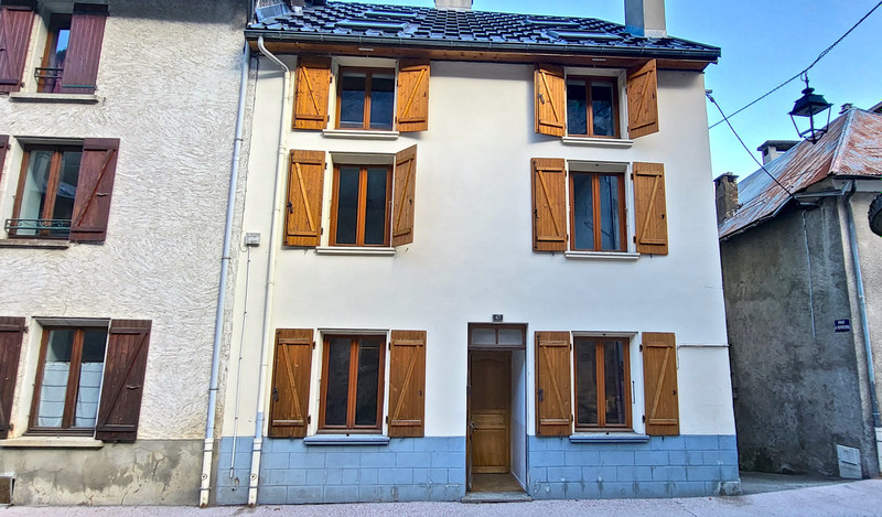 Maison à vendre à Le Bourg-d'Oisans, Isère - 276 000 € - photo 1