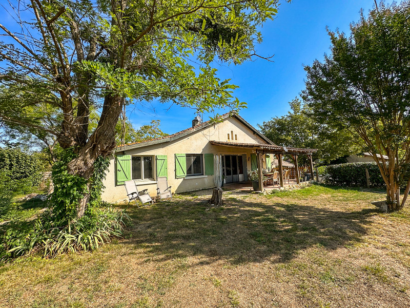 French property for sale in Castelnau d'Auzan Labarrère, Gers - €435,000 - photo 1