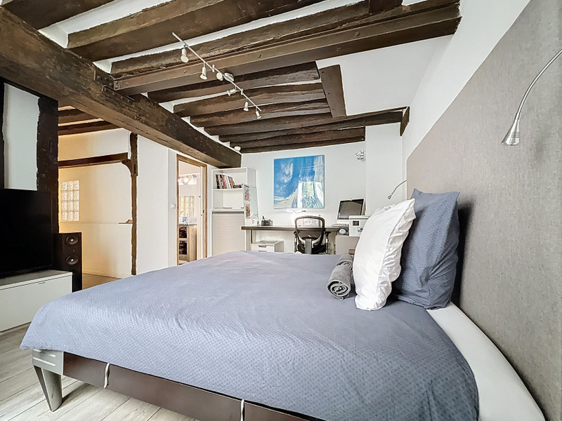 French property for sale in Paris 4e Arrondissement, Paris - €995,000 - photo 5