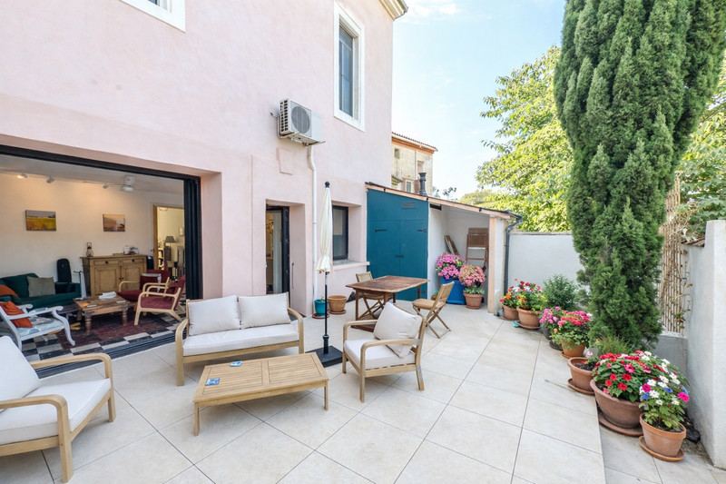 French property for sale in Pouzolles, Hérault - €385,000 - photo 2