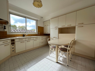 French property for sale in Saint-Pée-sur-Nivelle, Pyrénées-Atlantiques - €388,000 - photo 6