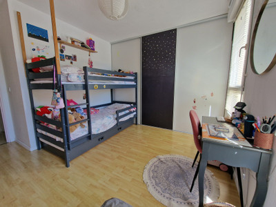 French property for sale in Talence, Gironde - €349,750 - photo 11