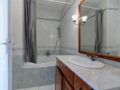 French property for sale in Pau, Pyrénées-Atlantiques - €172,000 - photo 4