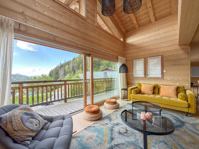 Ski property for sale in Les Carroz - €1,325,000 - photo 1