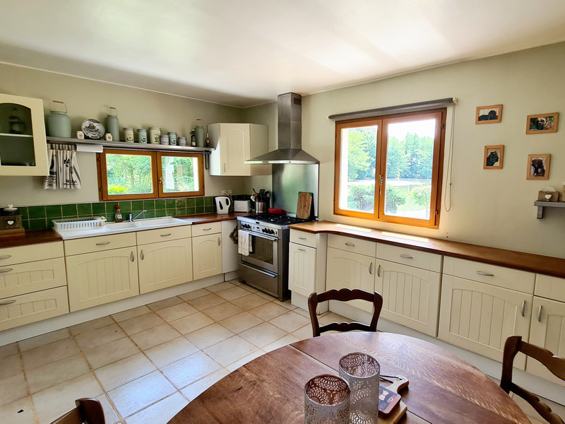 French property for sale in Ceaucé, Orne - €250,000 - photo 3
