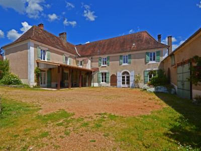 Maison à vendre à Savignac-les-Églises, Dordogne, Aquitaine, avec Leggett Immobilier