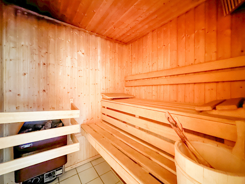 French property for sale in Courchevel, Savoie - €349,000 - photo 11