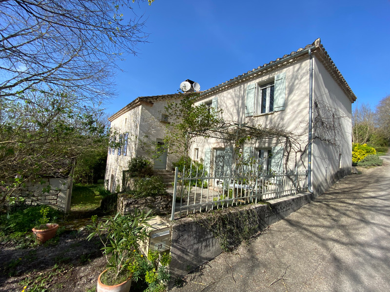 Maison à vendre à Castelnau Montratier-Sainte Alauzie, Lot - 274 000 € - photo 1