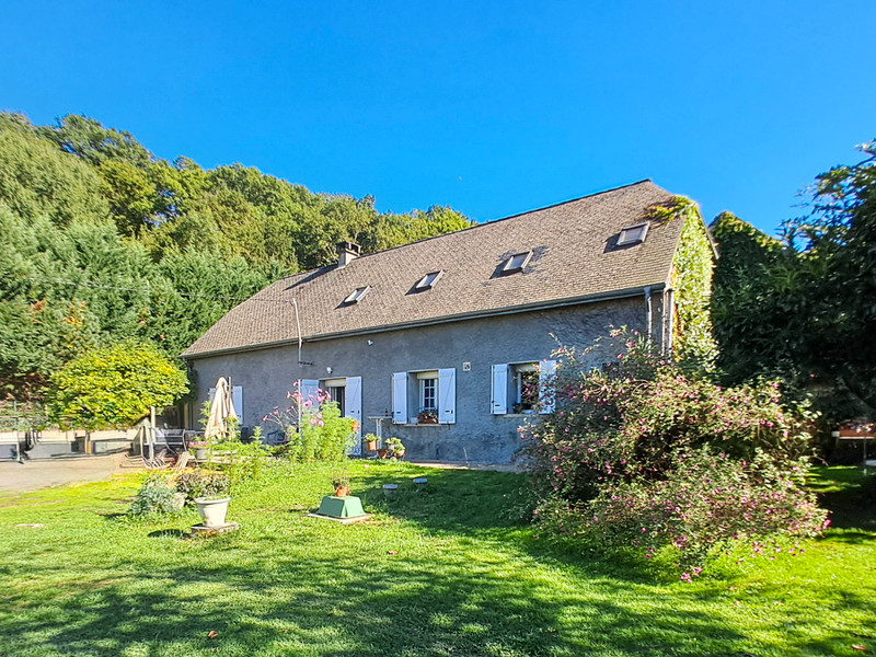 French property for sale in Vielle-Adour, Hautes-Pyrénées - €388,500 - photo 0