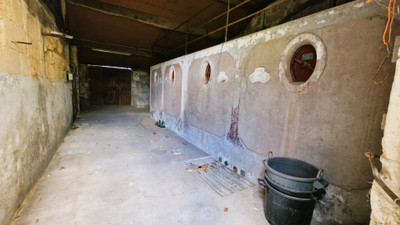 French property for sale in Saint-Émilion, Gironde - €1,595,744 - photo 8