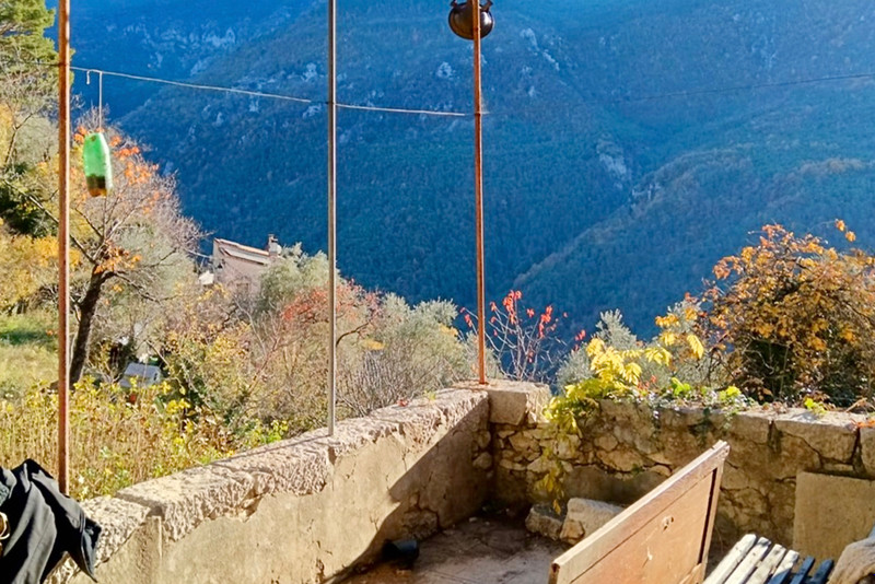 French property for sale in Aiglun, Alpes_Maritimes - €119,000 - photo 2