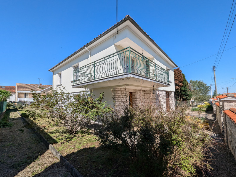 Propriété à vendre à Soyaux, Charente - 179 000 €
