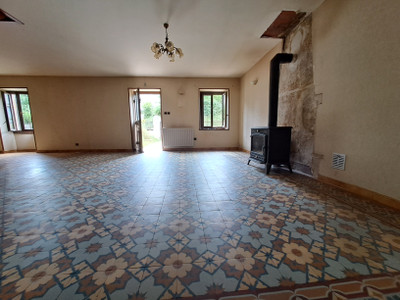 French property for sale in Issy-l'Évêque, Saône-et-Loire - €130,000 - photo 3