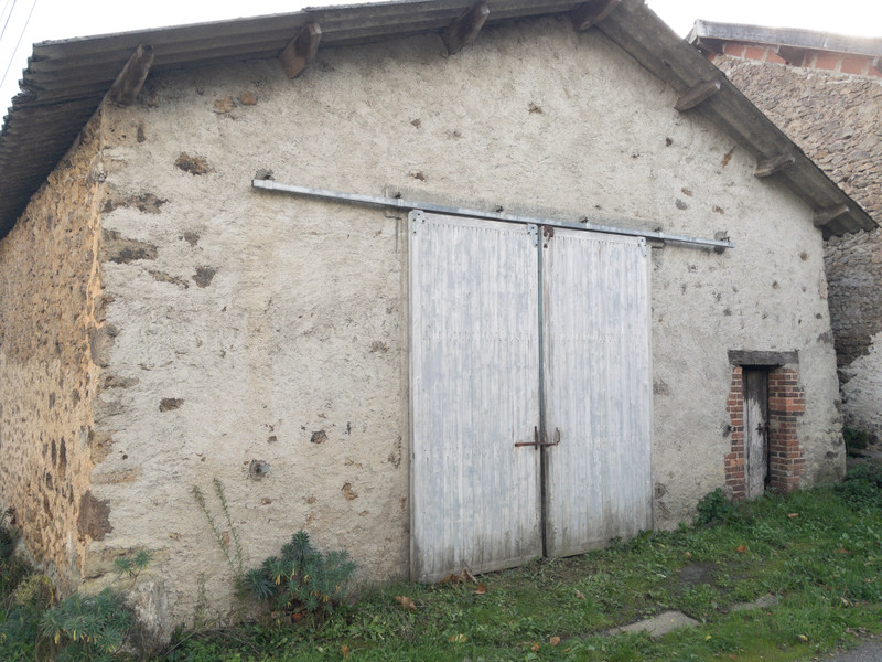 French property for sale in Pressignac, Charente - €69,000 - photo 8
