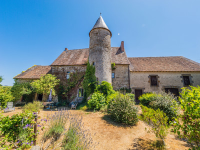 chateau à vendre à Poitou-Charentes (Nouvelle Aquitaine)