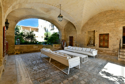 chateau for sale in Languedoc-Roussillon (Occitanie)