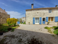 Maison à vendre à Charmé, Charente - 172.800 € - photo 12