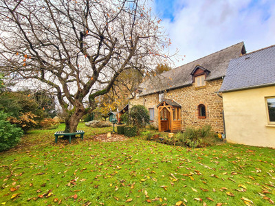 Maison à vendre à Lesbois, Mayenne, Pays de la Loire, avec Leggett Immobilier