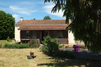 French property, houses and homes for sale in Fontenille-Saint-Martin-d'Entraigues Deux-Sèvres Poitou_Charentes