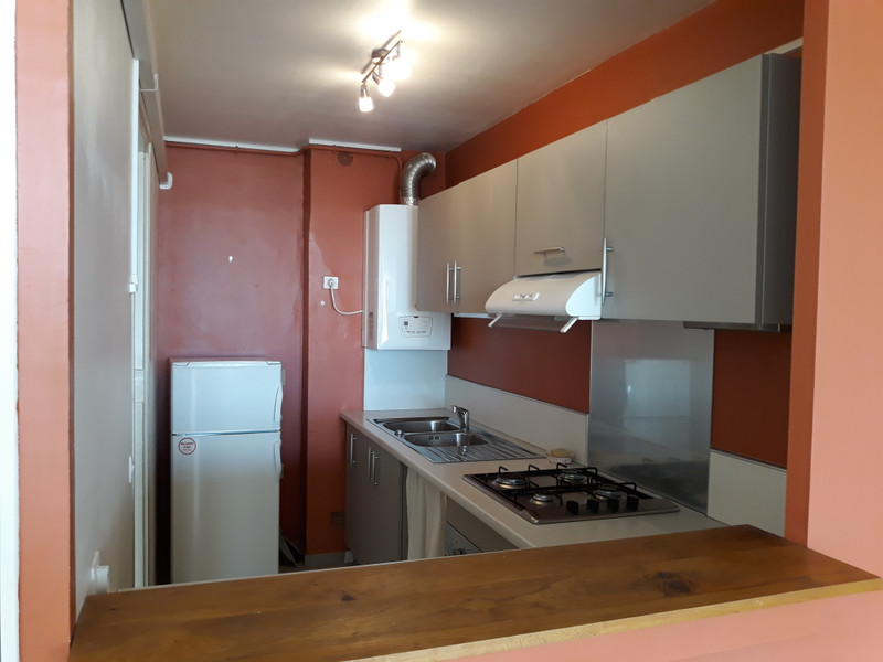 French property for sale in Mèze, Hérault - €276,000 - photo 4