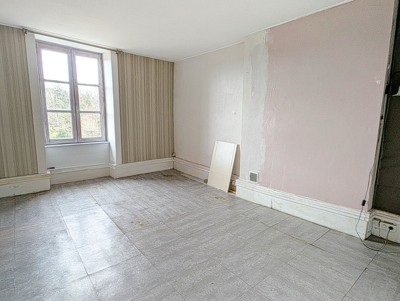 French property for sale in Saint-Benoît-du-Sault, Indre - €102,000 - photo 5