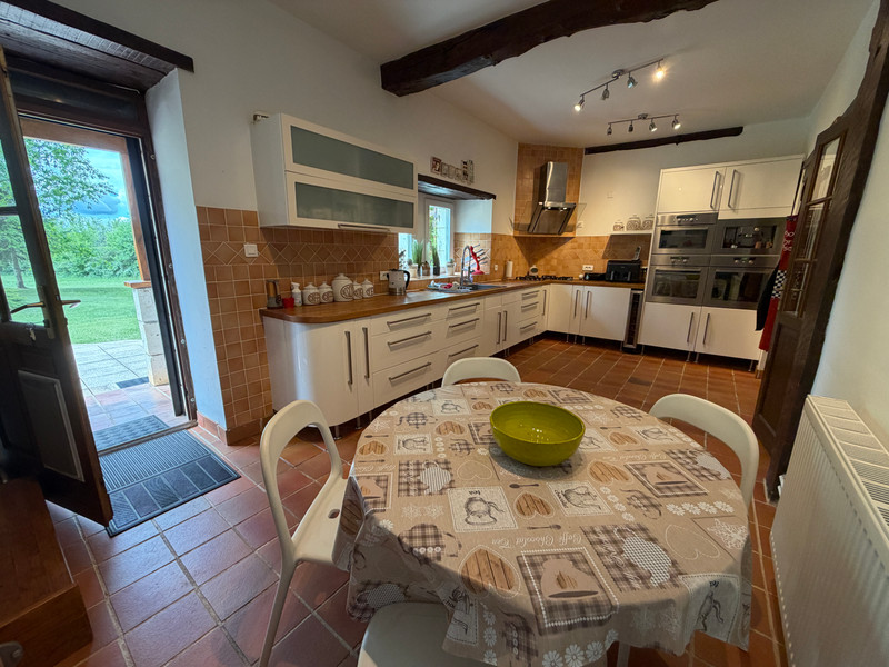 French property for sale in Négrondes, Dordogne - €445,000 - photo 9