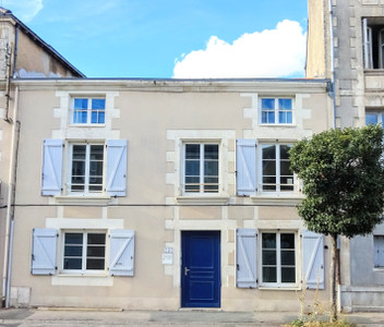 Maison à vendre à Poitiers, Vienne, Poitou-Charentes, avec Leggett Immobilier