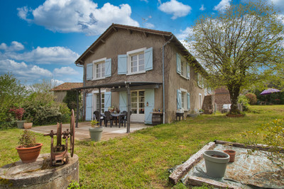 Maison à vendre à Chirac, Charente, Poitou-Charentes, avec Leggett Immobilier