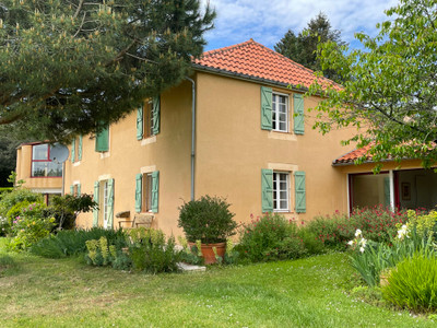 Maison à vendre à Laguian-Mazous, Gers, Midi-Pyrénées, avec Leggett Immobilier