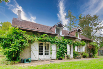 Maison à vendre à Le Mans, Sarthe, Pays de la Loire, avec Leggett Immobilier
