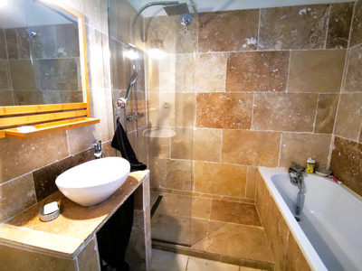 French property for sale in Avignon, Vaucluse - €279,000 - photo 8