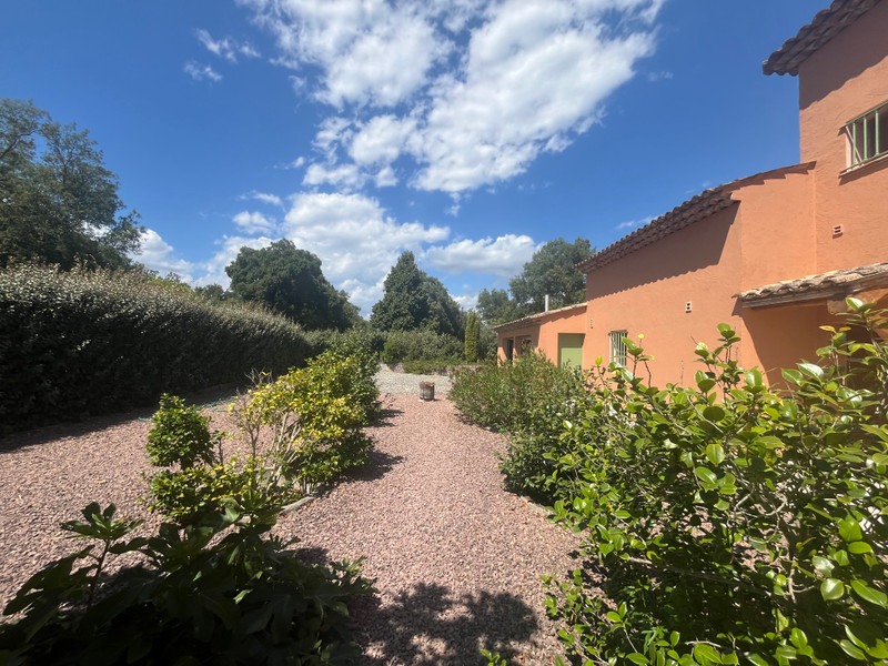 French property for sale in Bagnols-en-Forêt, Var - €1,278,000 - photo 10