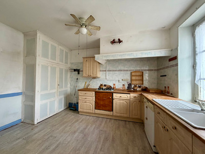 French property for sale in Chabanais, Charente - €66,600 - photo 2