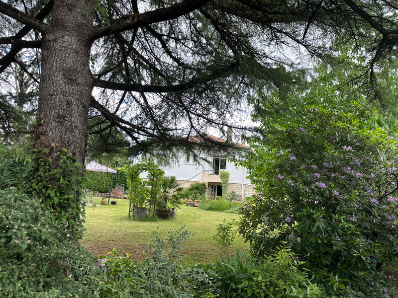 French property for sale in Pineuilh, Gironde - €242,000 - photo 1
