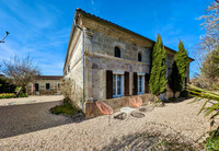 Maison à vendre à Pouillac, Charente-Maritime - 445 000 € - photo 3
