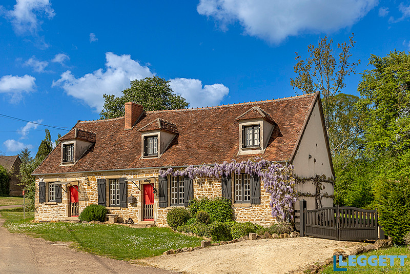 French property for sale in Colméry, Nièvre - €185,000 - photo 0
