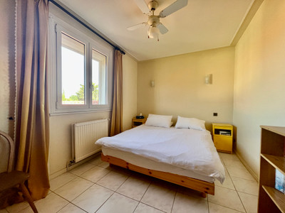 French property for sale in Vinça, Pyrénées-Orientales - €279,000 - photo 4