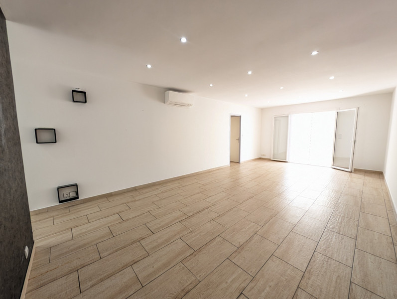 French property for sale in Rochefort-du-Gard, Gard - €295,000 - photo 10