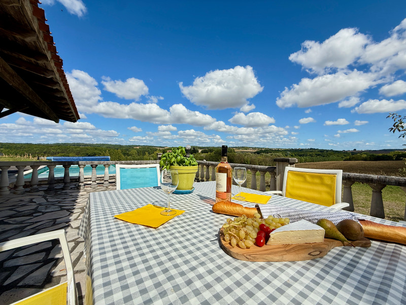 French property for sale in Pillac, Charente - €262,000 - photo 12