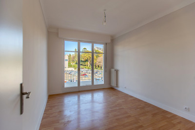 French property for sale in Nice, Alpes-Maritimes - €280,000 - photo 6